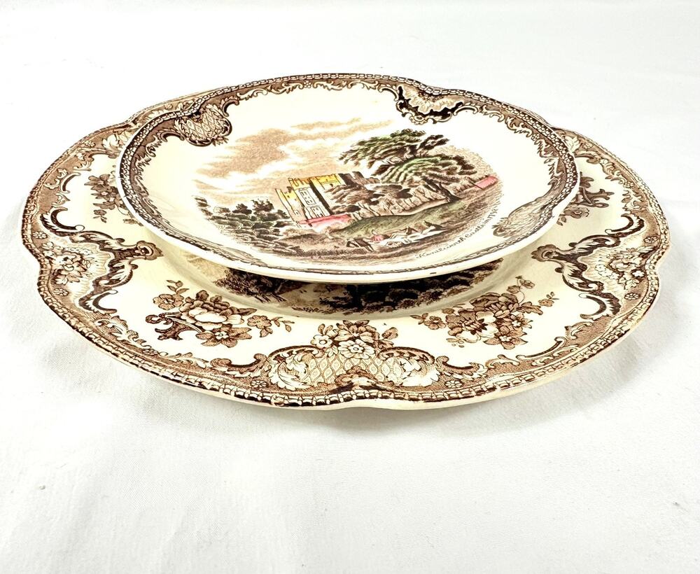 Vintage Johnson Bros OLD BRITAIN CASTLES 8” Salad Plate & Saucer